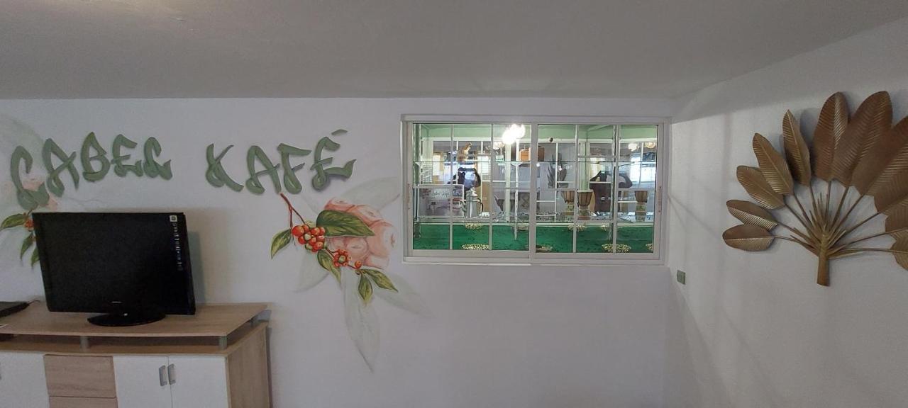 Apartamento Label kafé Bouillante Exterior foto